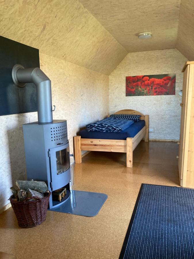 Hotel Schaeferwagen Auf Dem Biogut-Saalkow Gustow  Zewnętrze zdjęcie